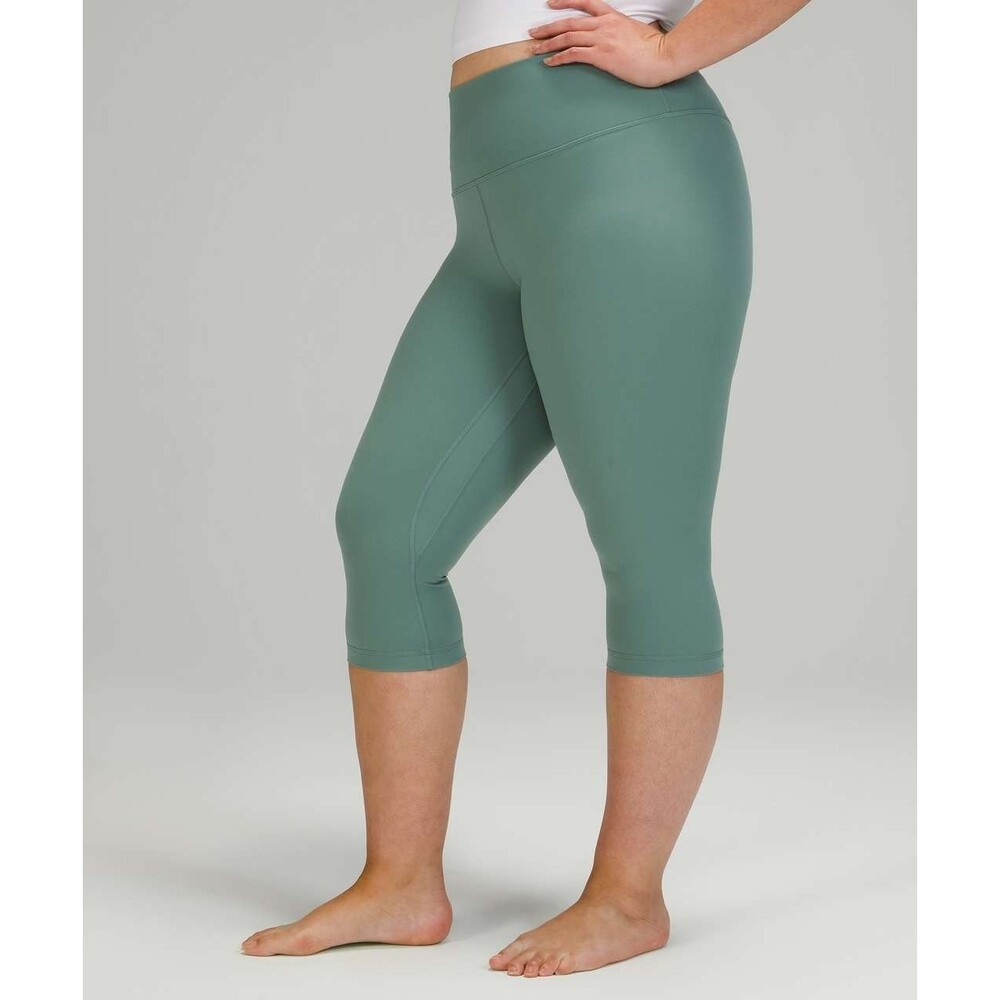 Lululemon Women’s Align Crop Tidewater Teal Blue-Green 21"  Size 6 NULU